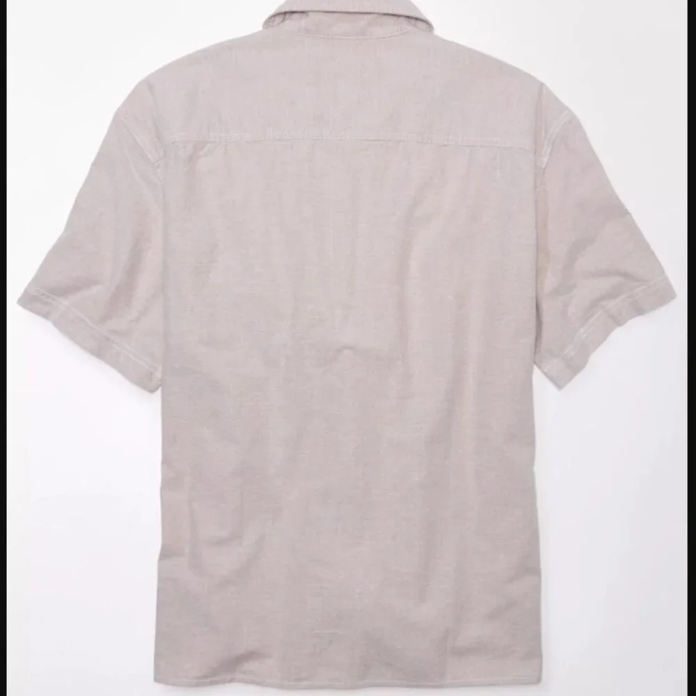 American Eagle Large Button-Up Poolside Shirt - Picture 7 of 7